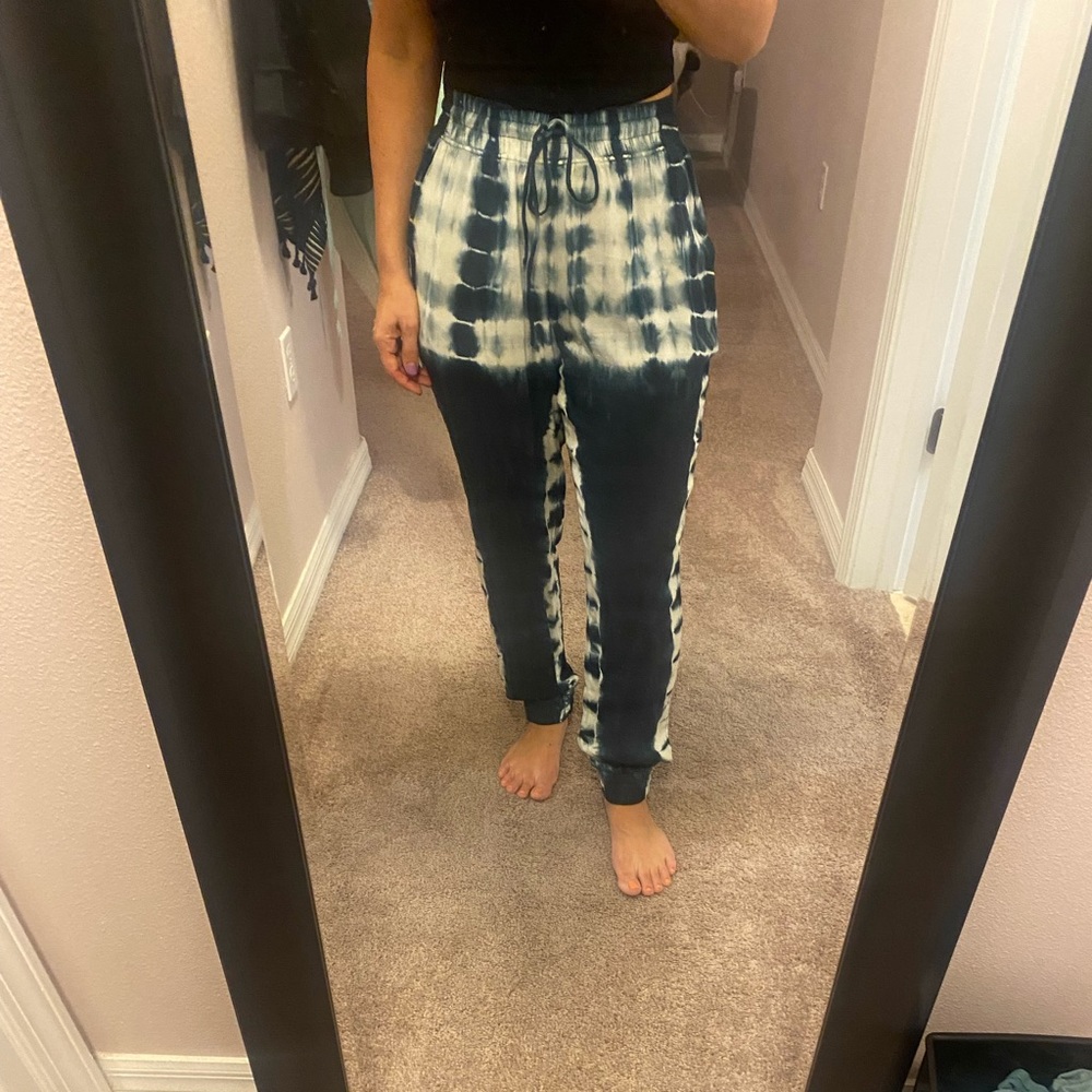 Like new joggers from Vici dolls